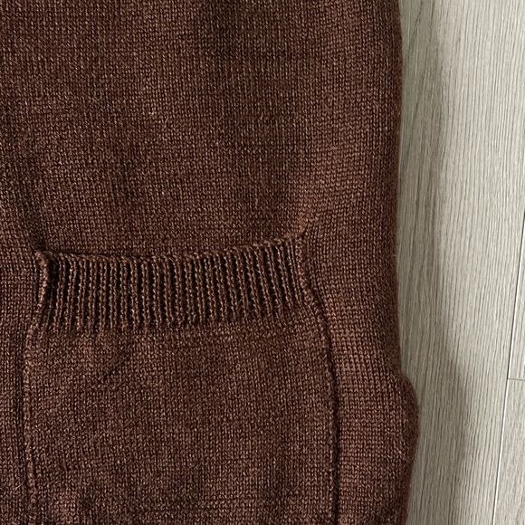 MHL sweater veat - Picture 3 of 5